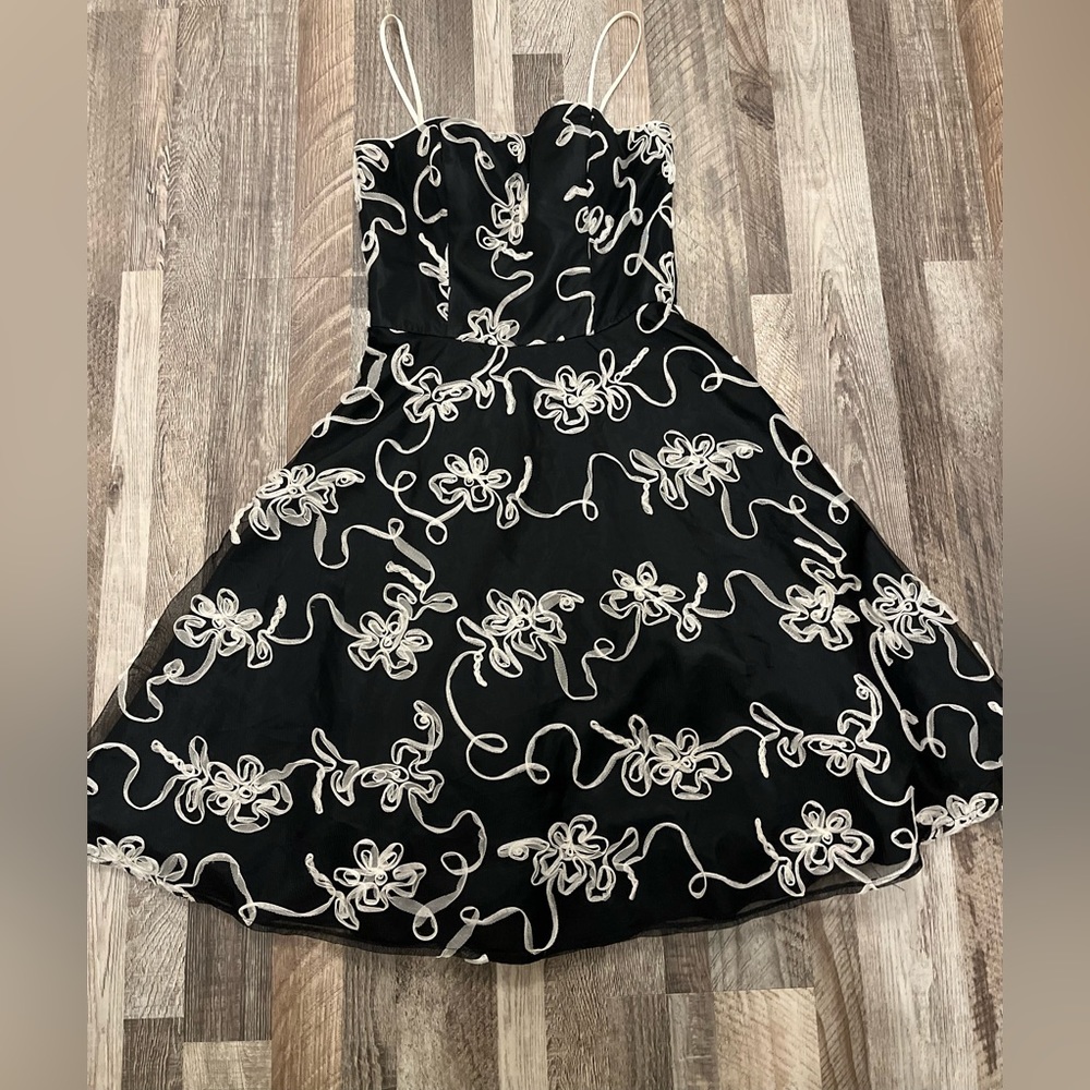 Masquerade Floral Lace Dress